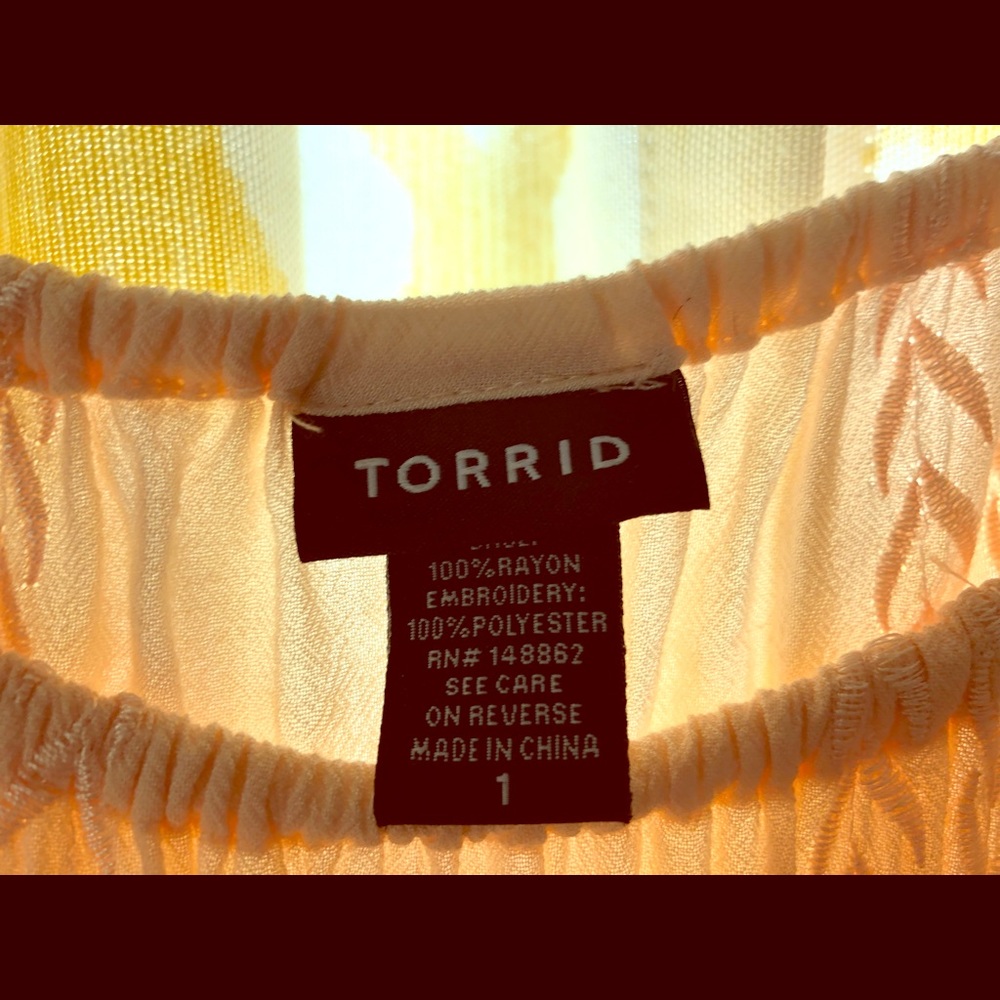 Peach top, like new